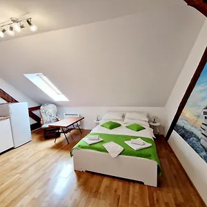 Teslova 3*, Lublana Słowenia