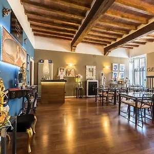 Domus San Martino Bed & Breakfast Piacenza